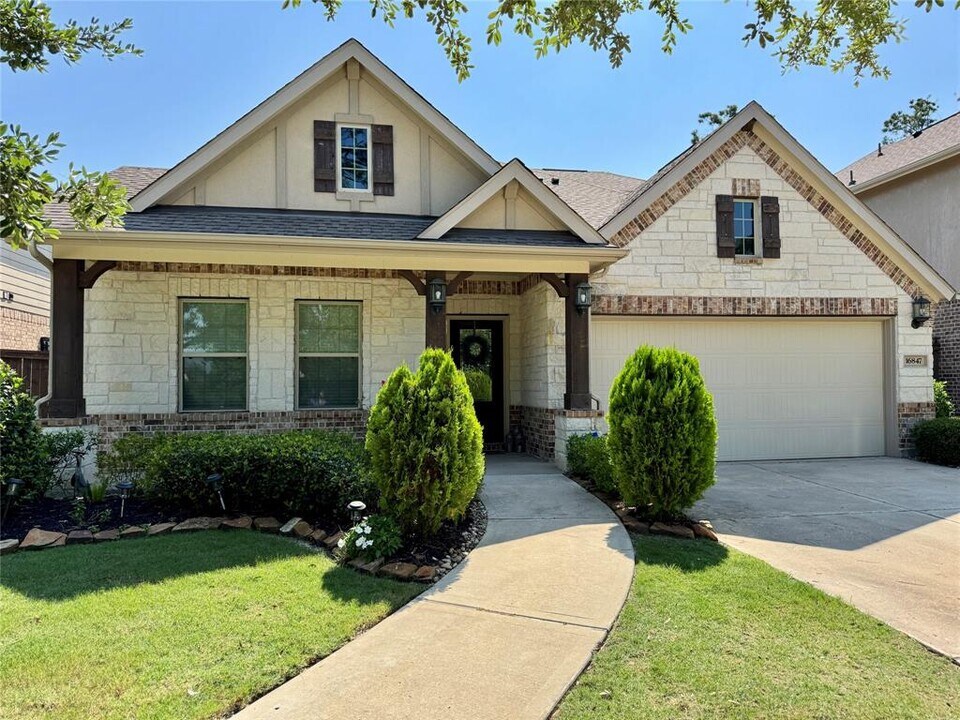 16847 Hammon Woods Dr in Atascocita, TX - Building Photo