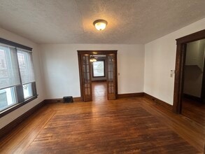 430 Clinton Ct, Unit 428 in Meadville, PA - Foto de edificio - Building Photo