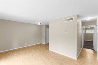 Clairview Apartments in Birmingham, AL - Building Photo - Building Photo