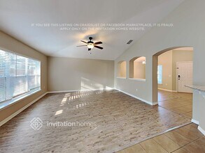 3425 Heath Dr in Deltona, FL - Foto de edificio - Building Photo
