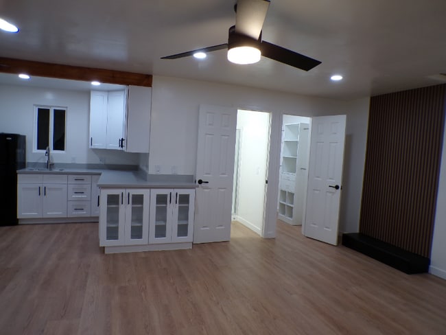 739 Twin Oaks Ave in Chula Vista, CA - Foto de edificio - Building Photo