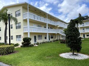 198 Dorset E in Boca Raton, FL - Building Photo