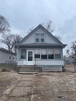 3182 Meredith Ave in Omaha, NE - Building Photo