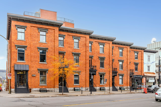 14-38 Sherbrooke Rue E