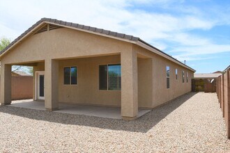 34521 N Gurnsey Trail in San Tan Valley, AZ - Building Photo - Building Photo