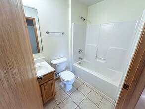 5562 165th St E in Chippewa Falls, WI - Building Photo - Building Photo