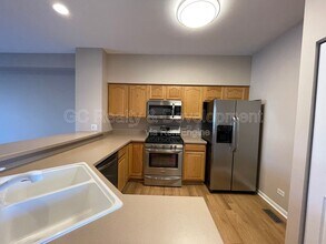 2525 Arcadia Cir in Naperville, IL - Building Photo - Building Photo