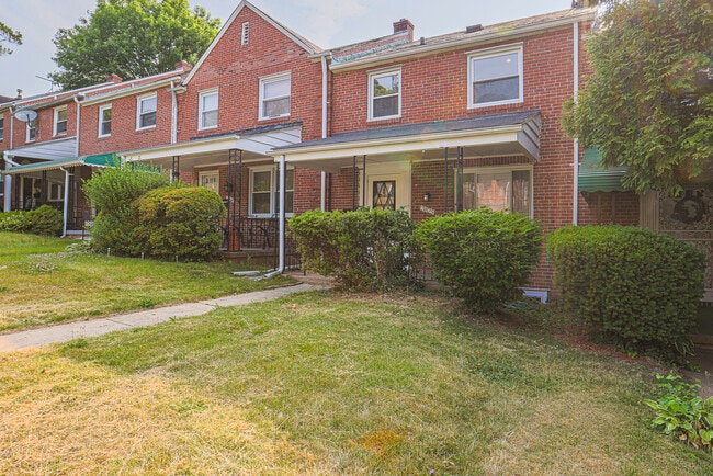 3825 Rexmere Rd in Baltimore, MD - Foto de edificio - Building Photo