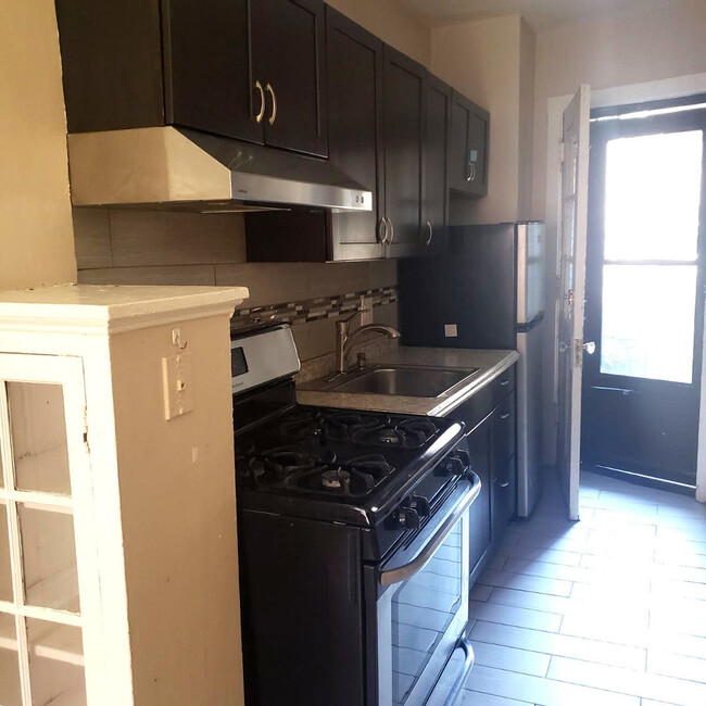 1062 W Thorndale Ave in Chicago, IL - Building Photo - Building Photo