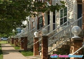 2032 University Blvd W in Silver Spring, MD - Building Photo