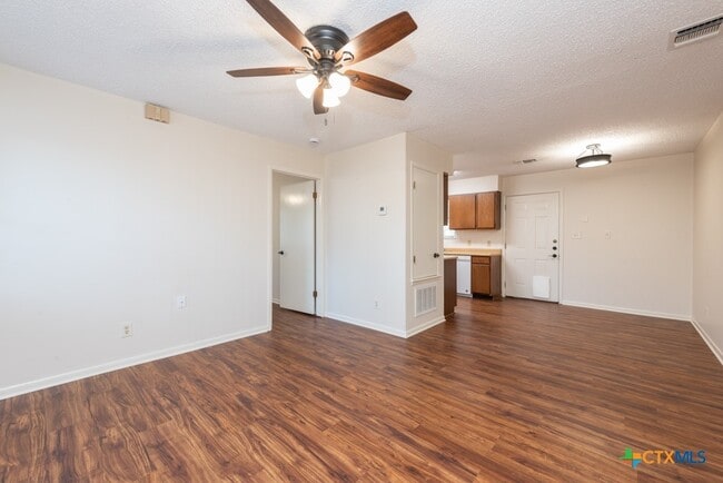 property at 319 E Bowie St