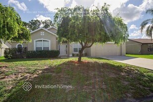 2089 SW Idaho Ln in Port St. Lucie, FL - Building Photo