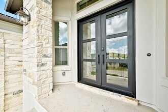 905 Crestone Stream Dr in Lakeway, TX - Building Photo - Building Photo