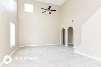 2037 Whispering Trails Blvd in Winter Haven, FL - Building Photo - Building Photo
