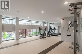 750 Dogwood St in Coquitlam, BC - Building Photo - Building Photo