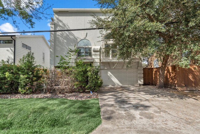 property at 701 Roy St