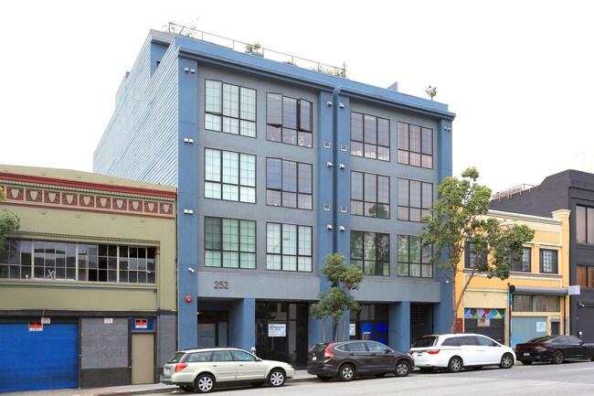 252 9th St