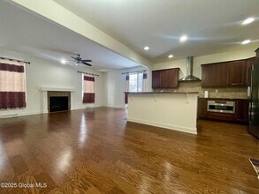 19 Eagles Ln in Cohoes, NY - Building Photo - Building Photo