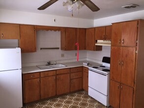 926 Blackstone Ave, Unit #3 in Waukesha, WI - Building Photo - Building Photo