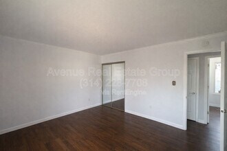 2811 Gettysburg Estates Dr in St. Louis, MO - Building Photo - Building Photo