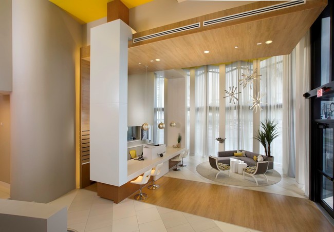 Aviva Coral Gables - Phase II in Miami, FL - Foto de edificio - Interior Photo