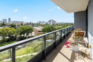 101 Diplomat Pkwy, Unit 0510 in Hallandale Beach, FL - Building Photo