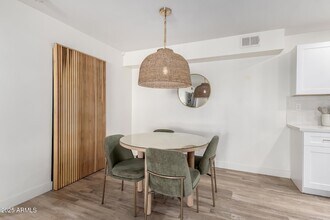 6480 N 82nd St, Unit 001-335 in Scottsdale, AZ - Foto de edificio - Building Photo