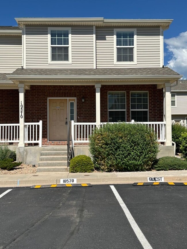 10570 Country Park Point in Fountain, CO - Foto de edificio - Building Photo