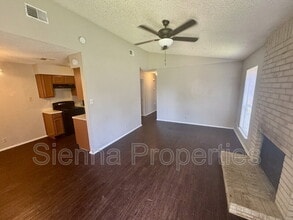 7208 Lilac Ln in Austin, TX - Building Photo - Building Photo