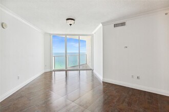 16699 Collins Ave, Unit 3406 in Sunny Isles Beach, FL - Foto de edificio - Building Photo