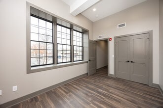 122 Penn Ave, Unit Penn Ave Lofts in Telford, PA - Foto de edificio - Building Photo