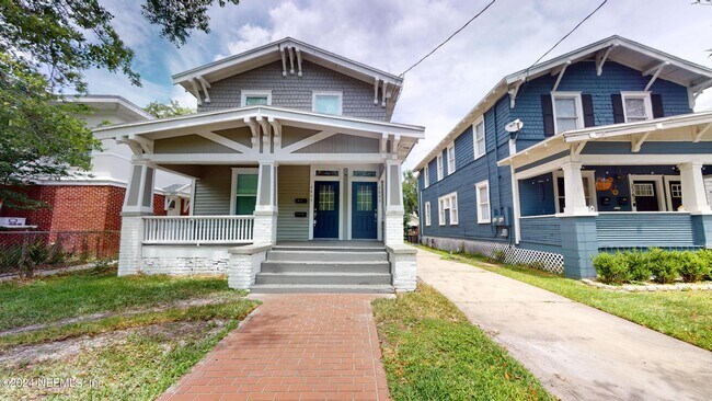 property at 2805 College St