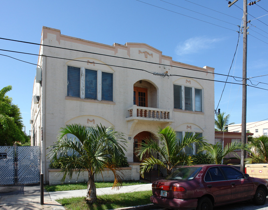 1620 SW 4th St in Miami, FL - Building Photo