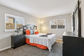 Brookwood Apartments in Indianapolis, IN - Building Photo - Building Photo