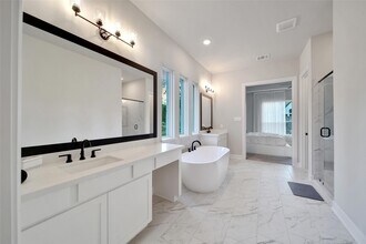 332 Coldwater Creek Ct in Conroe, TX - Building Photo - Building Photo