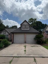 4827 Sunshine Dr in Sugar Land, TX - Building Photo - Building Photo