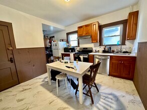 84 Allston St, Unit 1 in Boston, MA - Building Photo - Building Photo