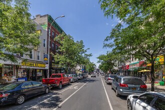 198 Knickerbocker Ave in Brooklyn, NY - Building Photo - Building Photo