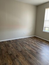 2202 S Tourist Dr, Unit 402. in Edinburg, TX - Building Photo - Building Photo