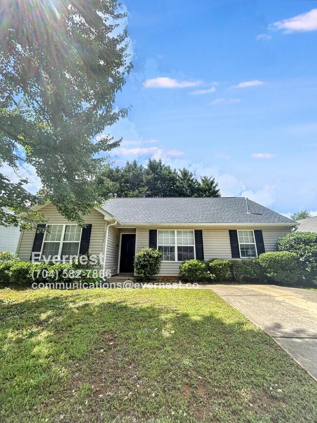 property at 2436 Fairstone Ave