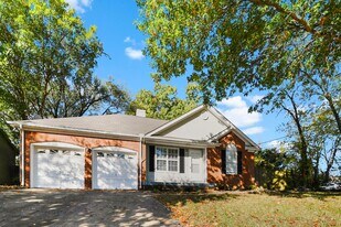 1996 Timberline Way in Clarksville, TN - Building Photo