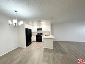 6228 Fulton Ave in Los Angeles, CA - Building Photo - Building Photo