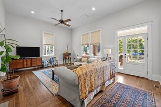 831 N Mangum St in Durham, NC - Building Photo - Building Photo