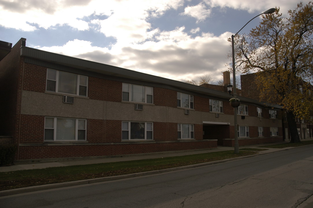 6606 Windsor Ave in Berwyn, IL - Foto de edificio