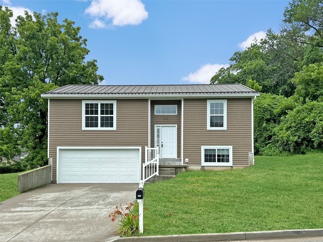 property at 304 Vine St