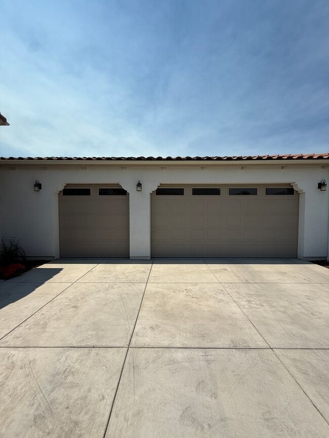 1338 Joshua Ct in Orcutt, CA - Foto de edificio - Building Photo