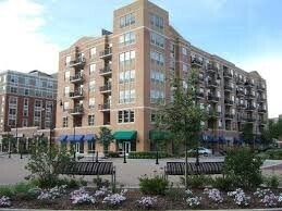 656 Pearson St in Des Plaines, IL - Foto de edificio