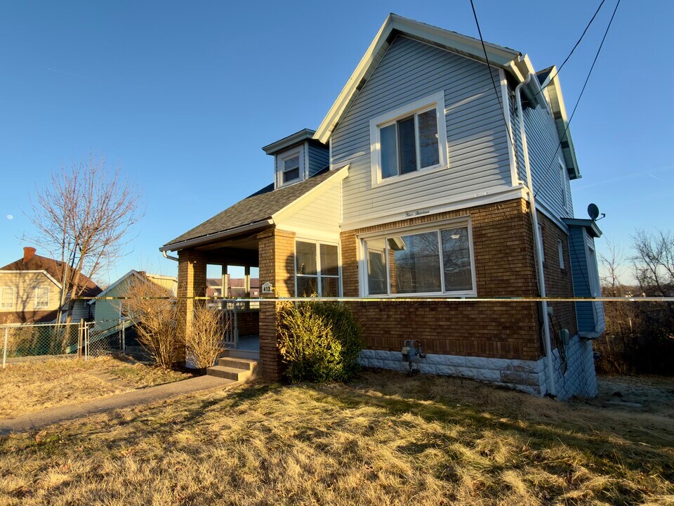 413 Sinton Ave in Pittsburgh, PA - Building Photo