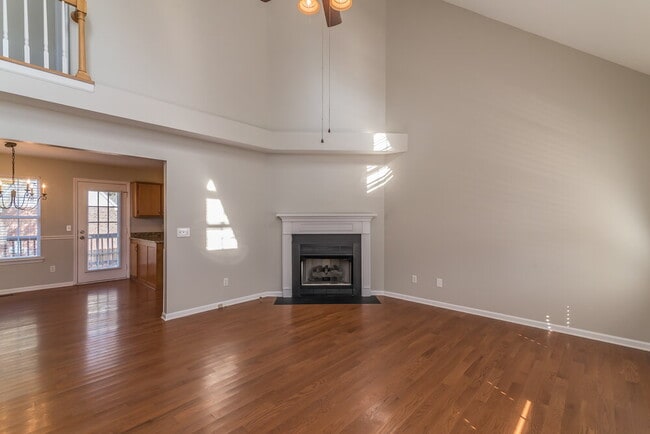 1807 Meadowglen Cir in Mount Juliet, TN - Building Photo - Building Photo