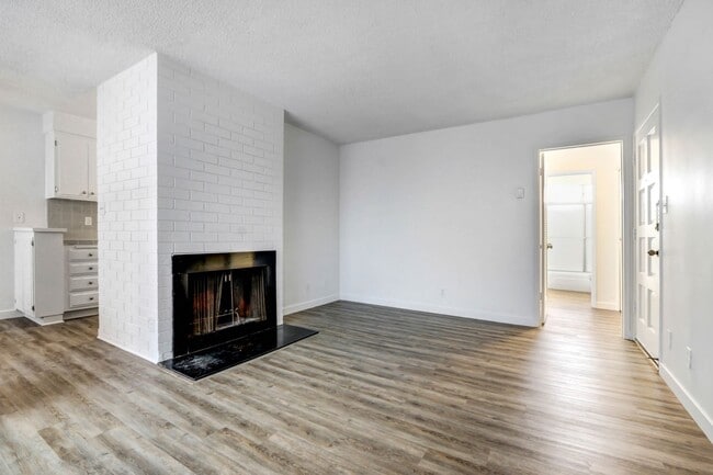 1306 Armacost Ave
